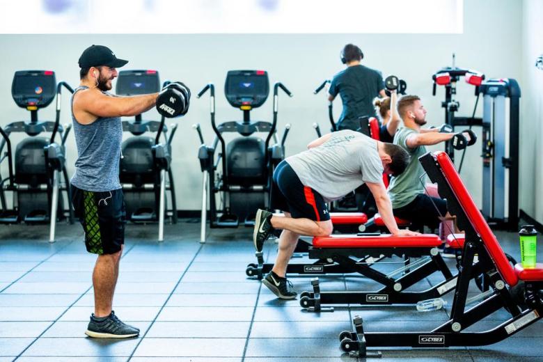 Students in weight room